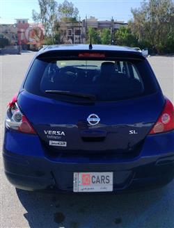 نيسان فيرسا